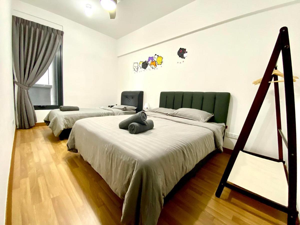 Tropicana 218 Macalister Sea & City View By Staycation Homestay جورج تاون المظهر الخارجي الصورة